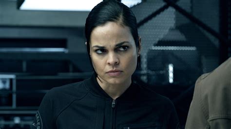 lina esco 2023|The Reason Lina Esco Left S.W.A.T. Before Season 6。